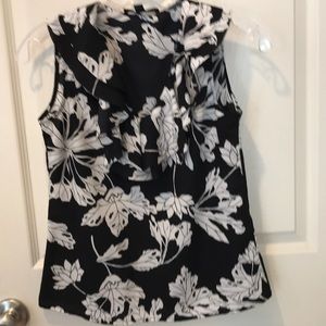 Banana republic sleeveless blouse